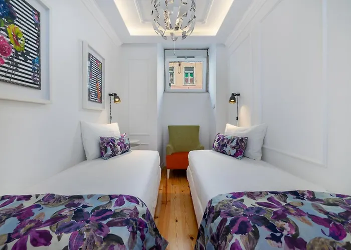 Whome | Great Location & Large Family W/patio * ליסבון