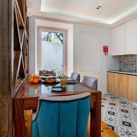 Apartament Whome | Great Location & Large Family W/patio Lizbona